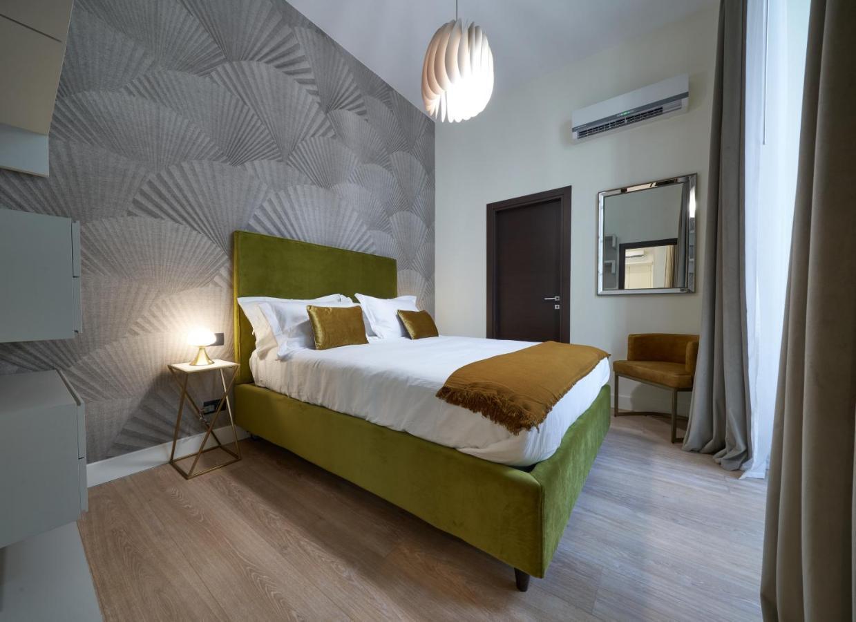 The One Napoli Luxury Apartment Экстерьер фото