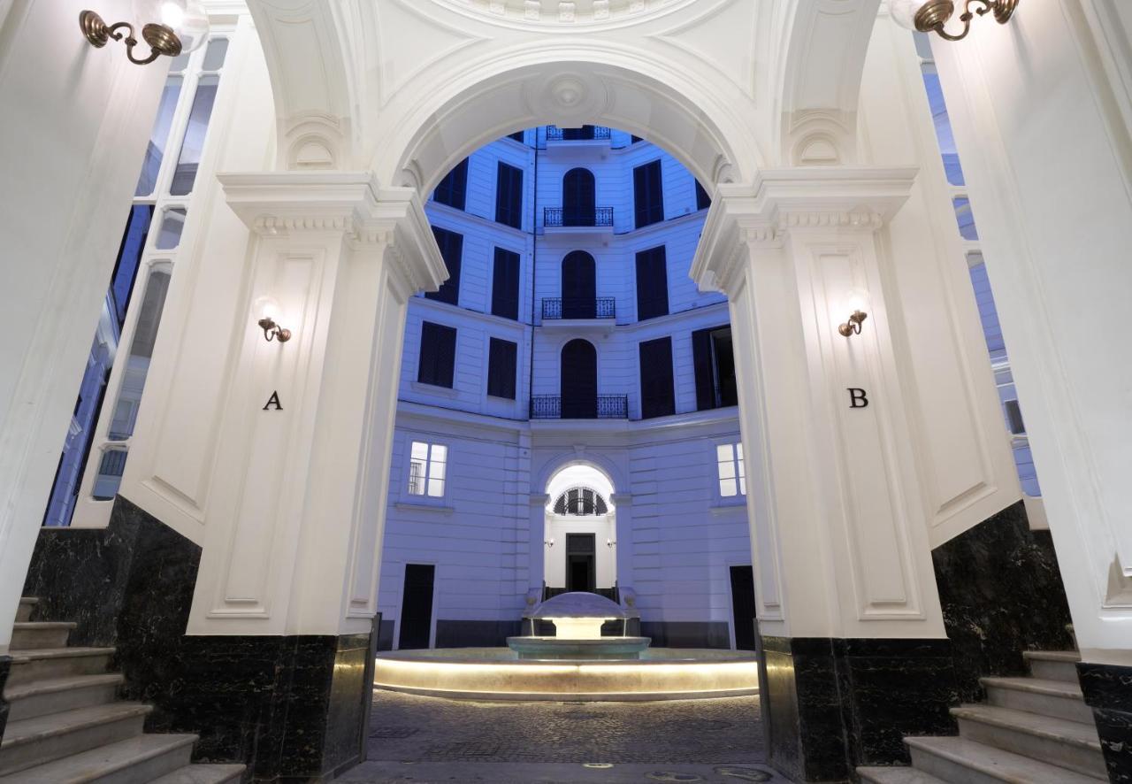 The One Napoli Luxury Apartment Экстерьер фото