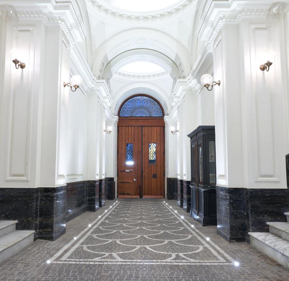 The One Napoli Luxury Apartment Экстерьер фото